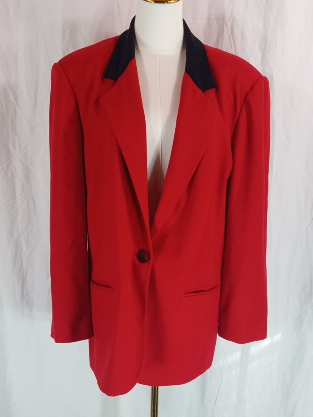 Sag Harbor Red Blazer with Black Collar Size 12